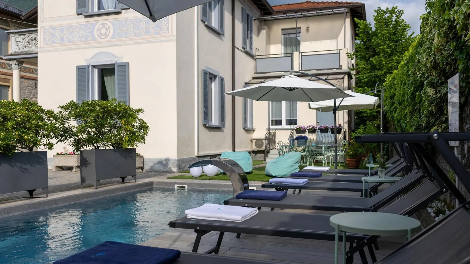 Maji Como Lake Mandello del Lario Apartment
