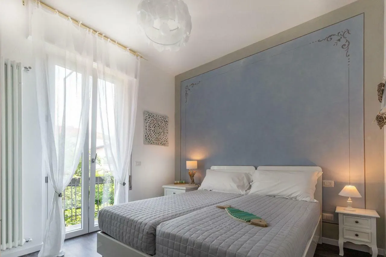 Apartment Maji Como Lake Mandello del Lario Italy
